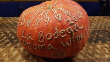 Sonoma Wine Shop La Bodega food